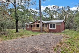 271 Shoreline Drive, Huntsville, TX 77320