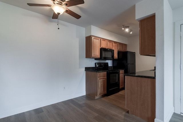 5877 N Granite Reef Road 2226, Scottsdale, AZ 85250