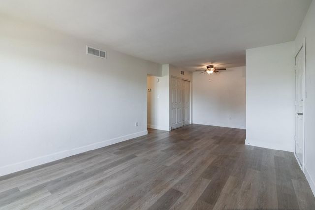 5877 N Granite Reef Road 2226, Scottsdale, AZ 85250