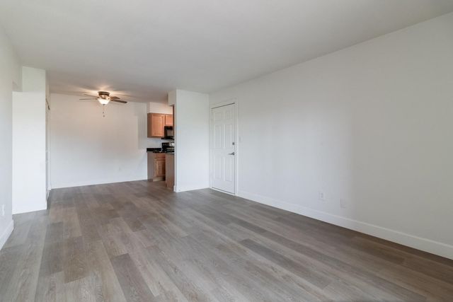 5877 N Granite Reef Road 2226, Scottsdale, AZ 85250