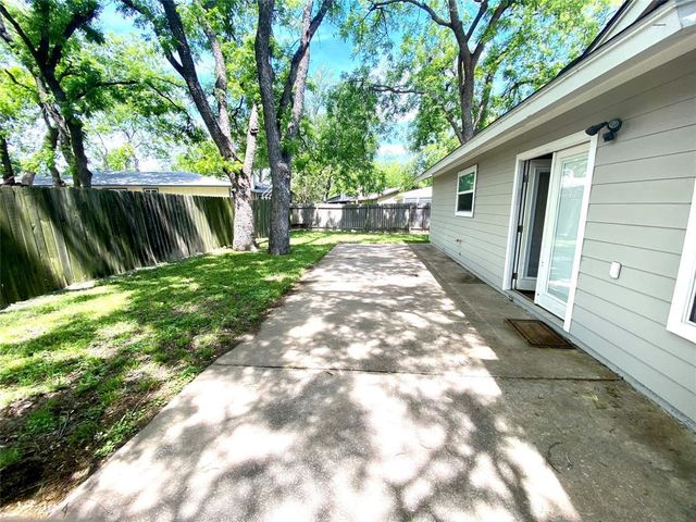 10801 N Hard Rock RD N, Austin, TX 78750