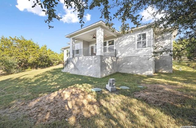 250 DEER RUN PASS, Canyon Lake, TX 78133