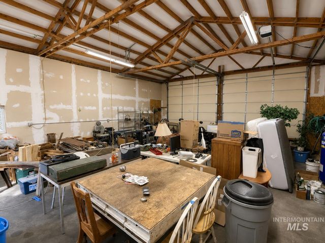 3200 Sherman Ct, Nampa, ID 83687