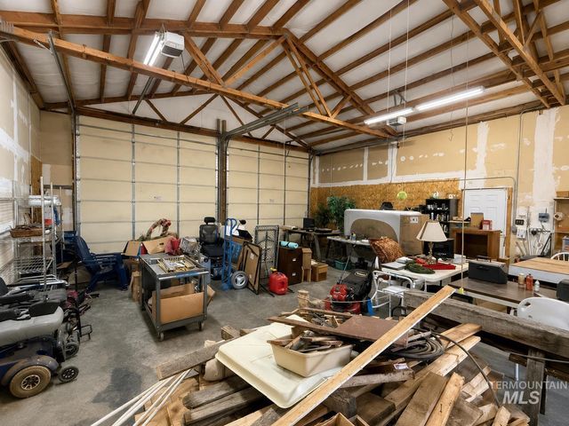3200 Sherman Ct, Nampa, ID 83687