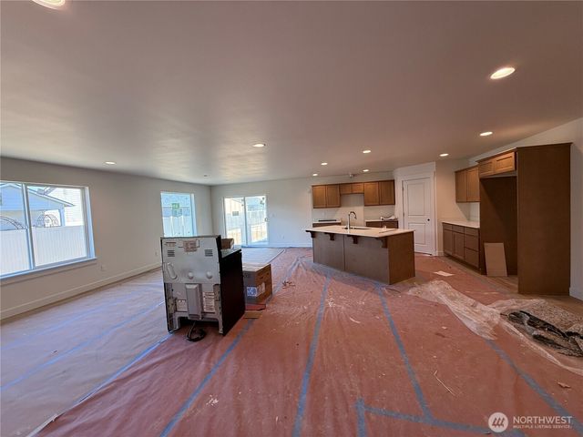 122 Salmon Drive, Wenatchee, WA 98801