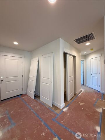 122 Salmon Drive, Wenatchee, WA 98801