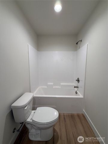 122 Salmon Drive, Wenatchee, WA 98801