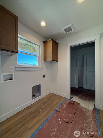 122 Salmon Drive, Wenatchee, WA 98801