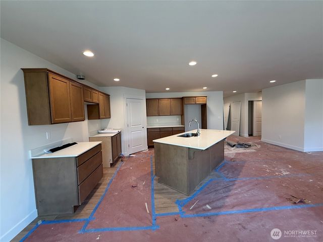 122 Salmon Drive, Wenatchee, WA 98801