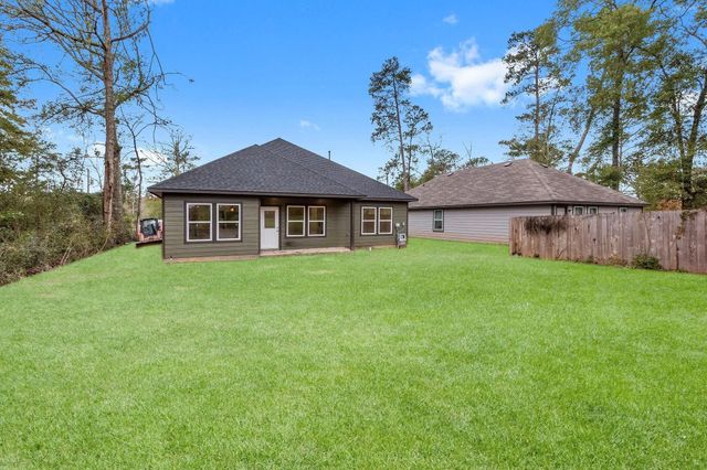 15479 Arrowhead Loop W, Willis, TX 77378