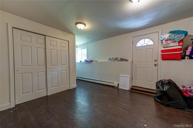 84 N 17th Street, Wheatley Heights, NY 11798