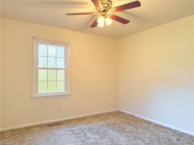 2110 Newell Street, Ramseur, NC 27316