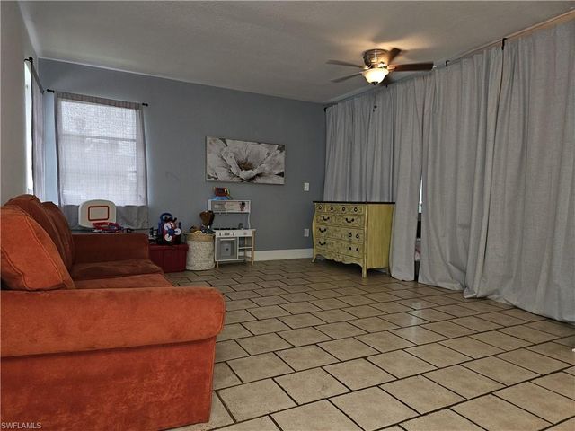 382 NE Genesee AVE, Port St. Lucie, FL 34983