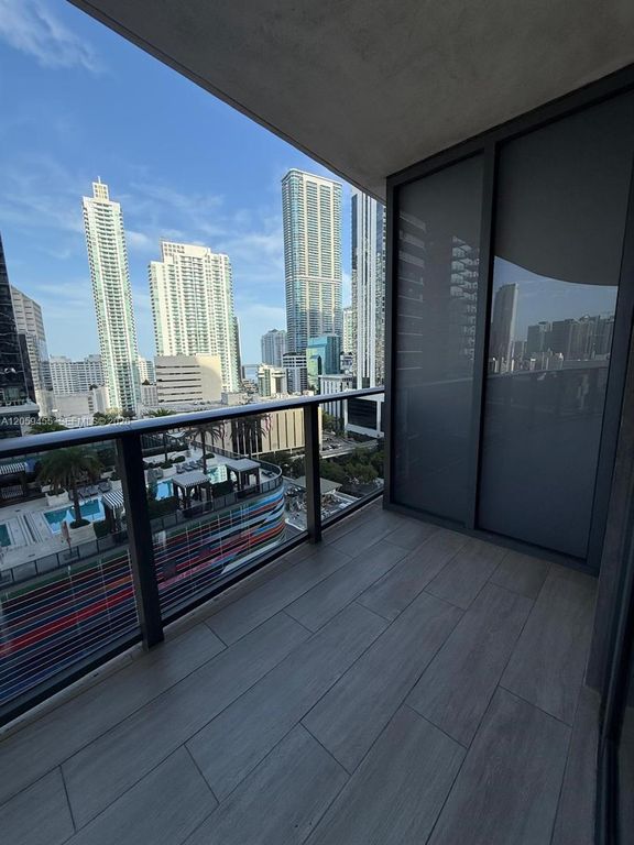 45 SW 9th Street 1401, Miami, FL 33130
