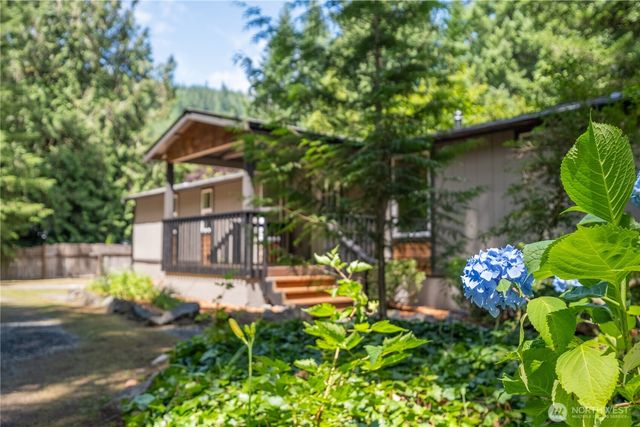 5790 Mosquito Lake Road, Deming, WA 98244