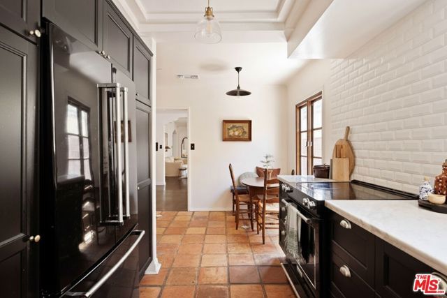 1781 S Garth Avenue, Los Angeles, CA 90035