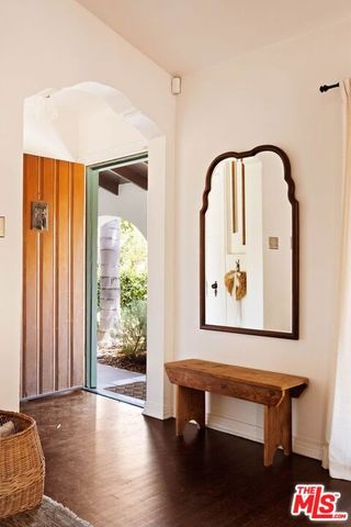 1781 S Garth Avenue, Los Angeles, CA 90035
