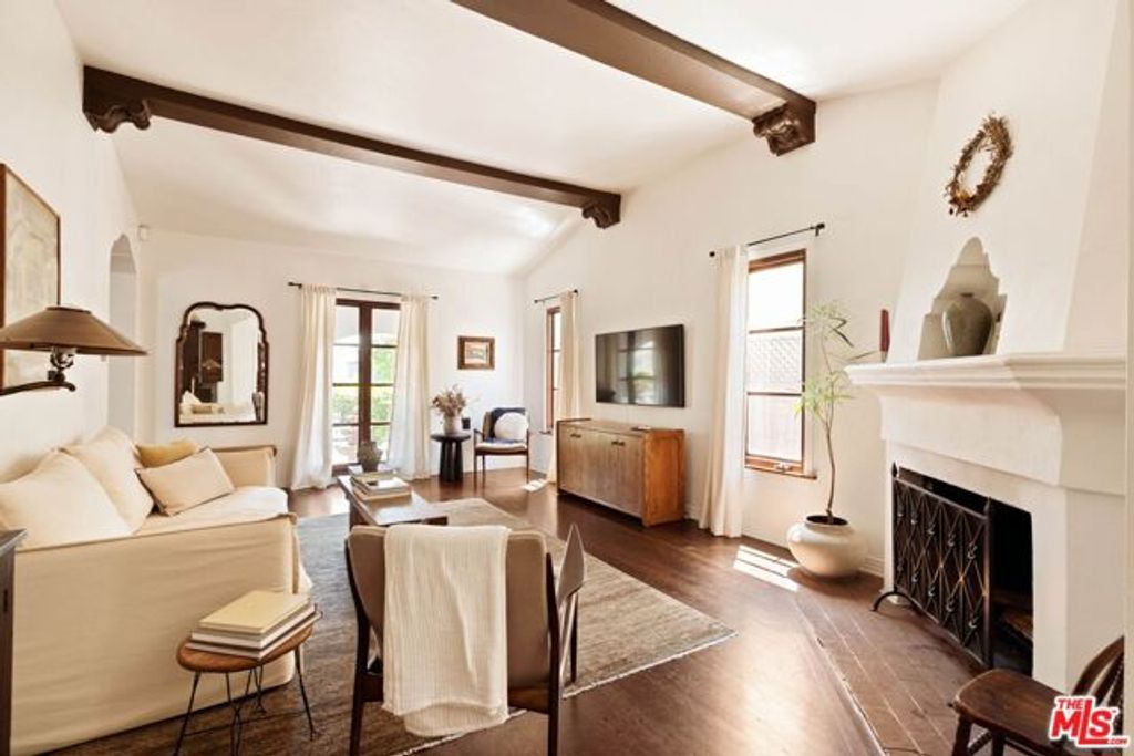 1781 S Garth Avenue, Los Angeles, CA 90035