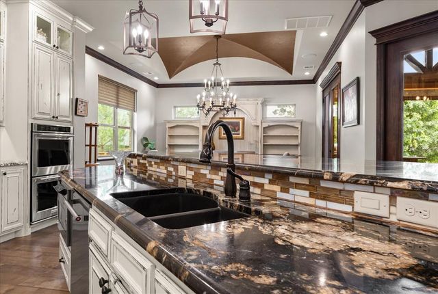 4708 Iron Horse Pass, Edmond, OK 73034