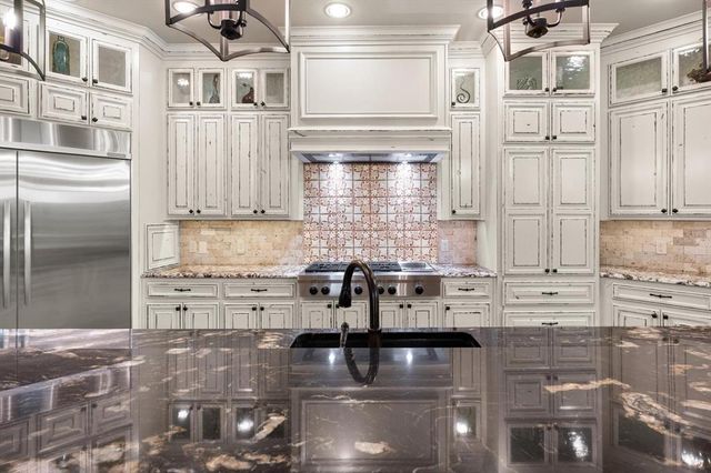 4708 Iron Horse Pass, Edmond, OK 73034