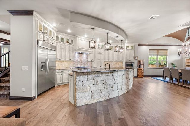 4708 Iron Horse Pass, Edmond, OK 73034