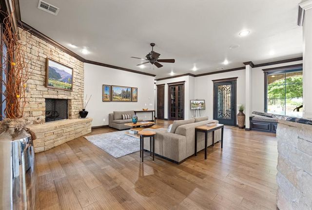 4708 Iron Horse Pass, Edmond, OK 73034