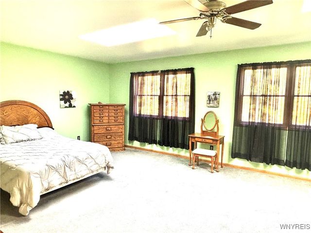 122 Strasmer Road, Cheektowaga, NY 14043