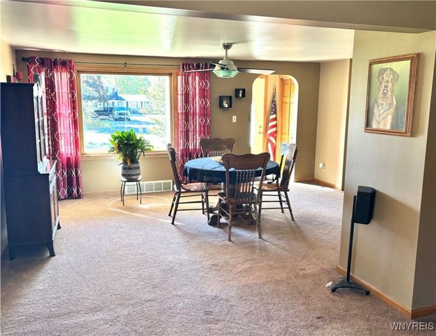 122 Strasmer Road, Cheektowaga, NY 14043