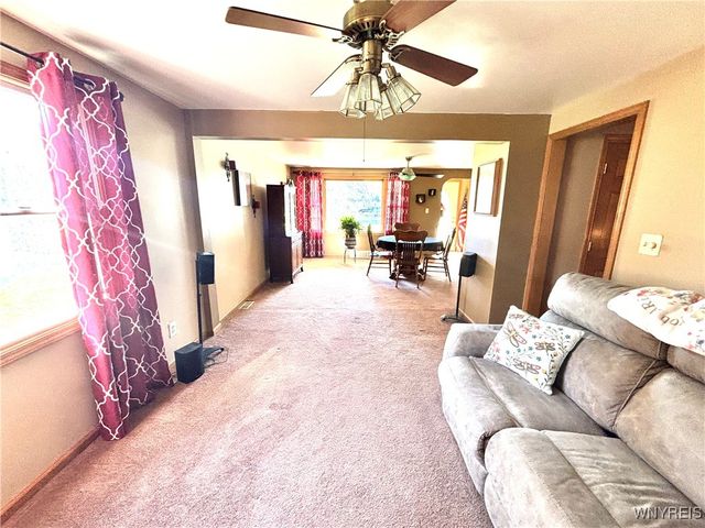 122 Strasmer Road, Cheektowaga, NY 14043