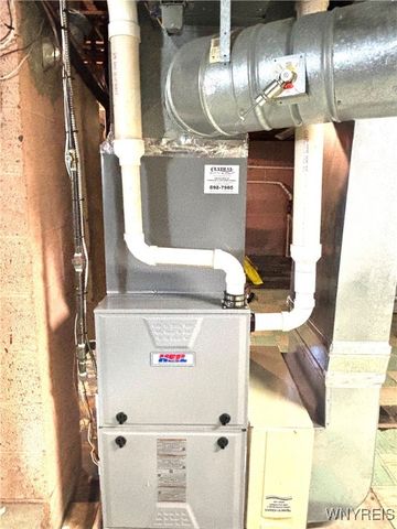 122 Strasmer Road, Cheektowaga, NY 14043