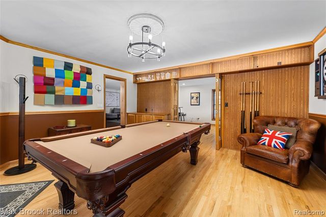 171 S Glengarry Road, Bloomfield Hills, MI 48301