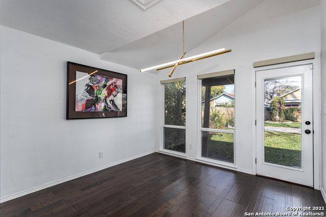 227 E BAYLOR, San Antonio, TX 78204