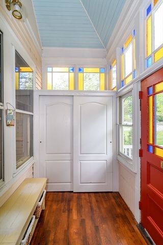 8 Charles St, Natick, MA 01760
