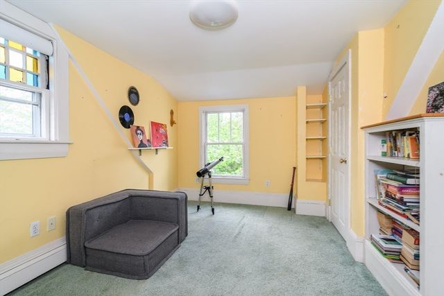 8 Charles St, Natick, MA 01760