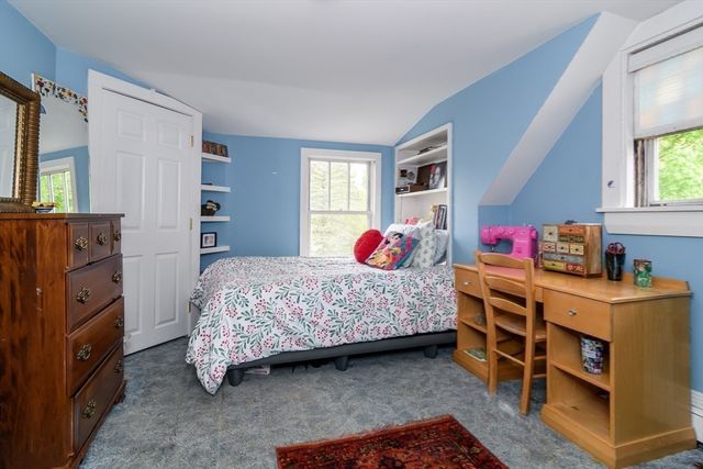 8 Charles St, Natick, MA 01760