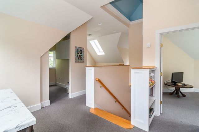8 Charles St, Natick, MA 01760