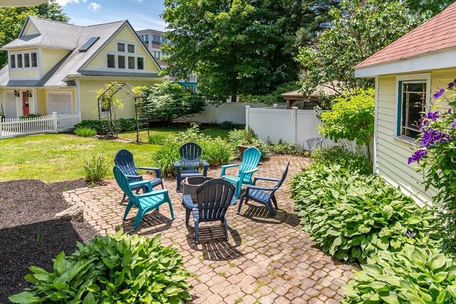 8 Charles St, Natick, MA 01760