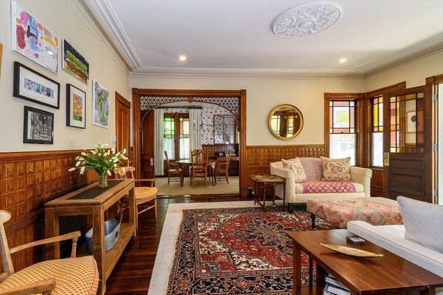 8 Charles St, Natick, MA 01760
