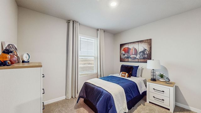 9433 Lovegrass Drive SW, Cedar Rapids, IA 52404