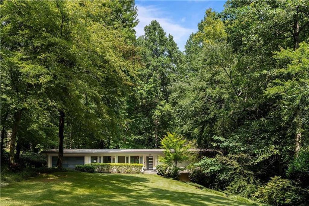 1179 Milmar NW Drive, Atlanta, GA 30327