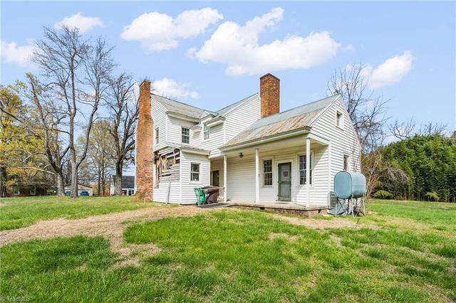 606 E Springfield Road, High Point, NC 27263