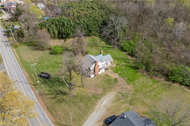 606 E Springfield Road, High Point, NC 27263