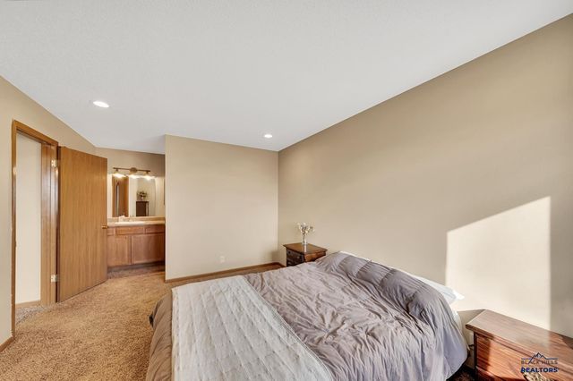 1139 FIELD VIEW DR, Rapid City, SD 57701