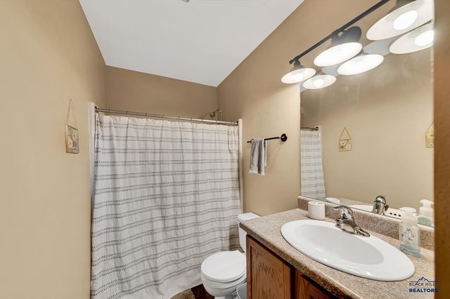 1139 FIELD VIEW DR, Rapid City, SD 57701