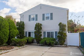 12 Jacobson Street, Sayreville, NJ 08872