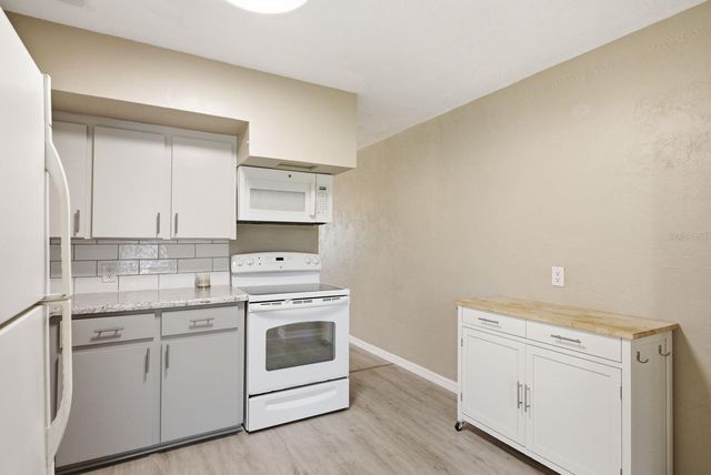 2451 CANADIAN WAY 31, Clearwater, FL 33763