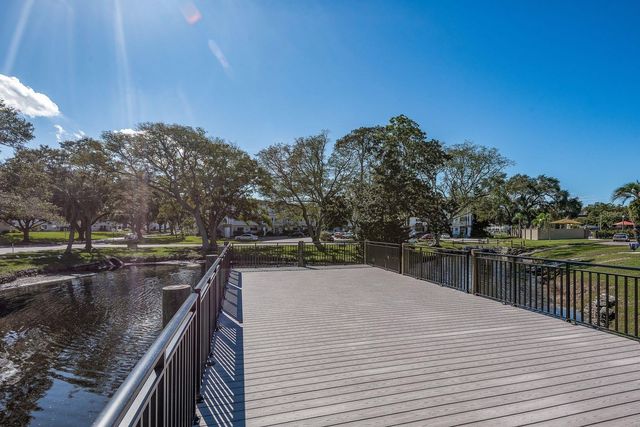 2451 CANADIAN WAY 31, Clearwater, FL 33763