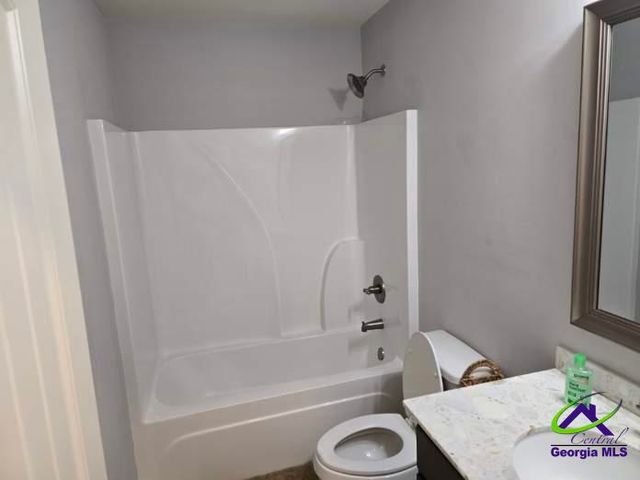 319 Gibson Circle, Kathleen, GA 31047