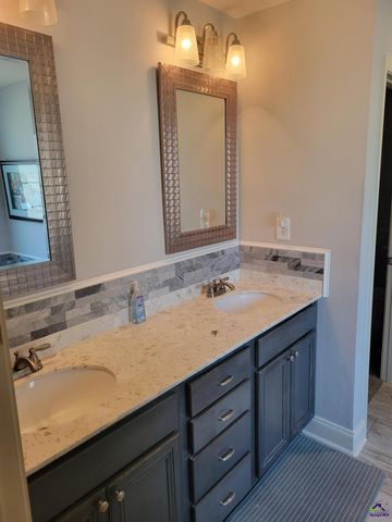 319 Gibson Circle, Kathleen, GA 31047