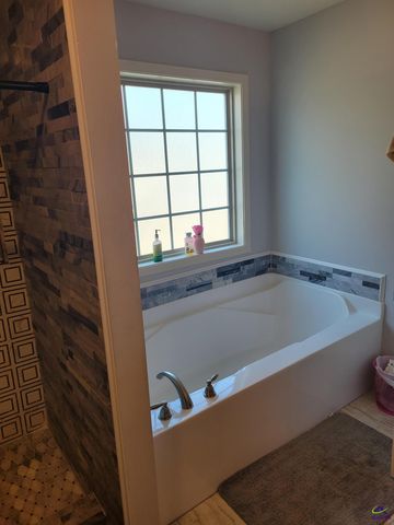 319 Gibson Circle, Kathleen, GA 31047